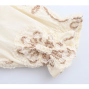 Blusas bordadas con flores
