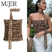 Top corto con estampado de leopardo