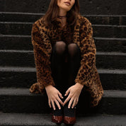 Chaqueta larga con estampado de leopardo
