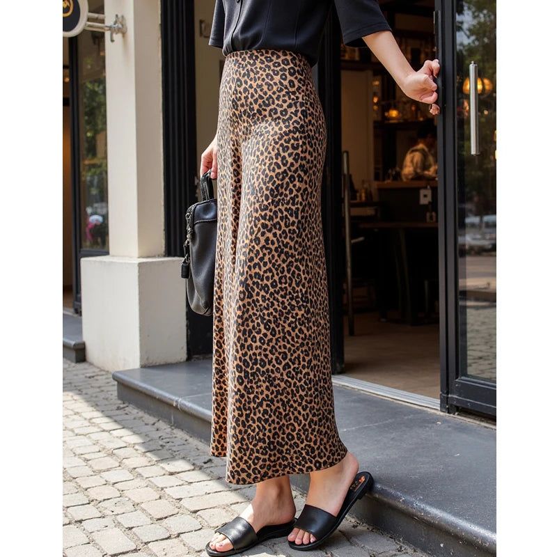 Falda larga con estampado de leopardo