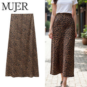 Falda larga con estampado de leopardo