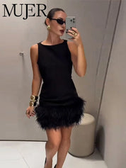 Mini Vestido Plumas