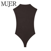 Body con aberturas